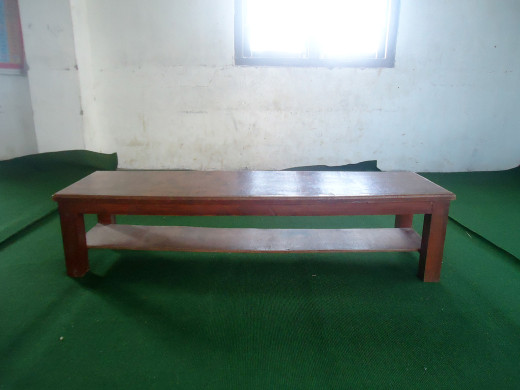 sample desk for class one